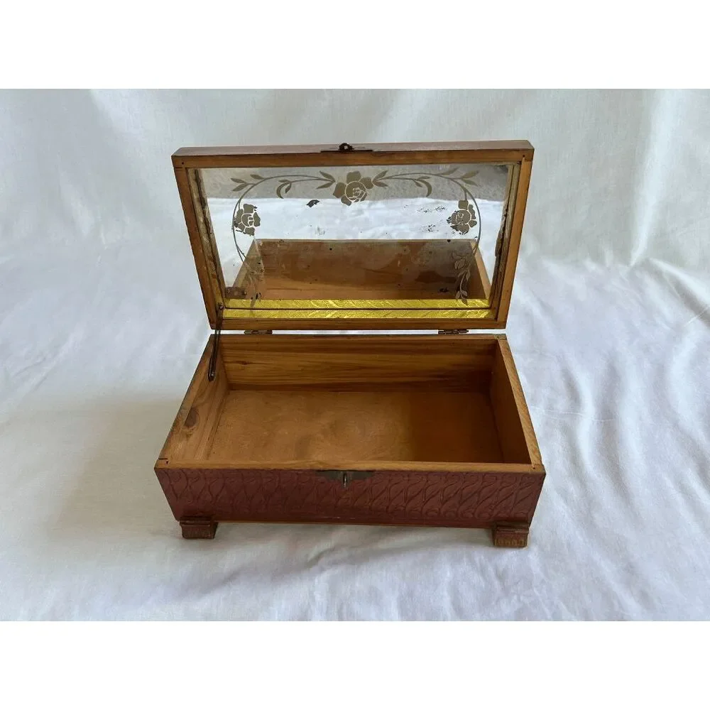 Vintage Carved Wooden Trinket/Jewlery Box with Mirror, Scroll Work